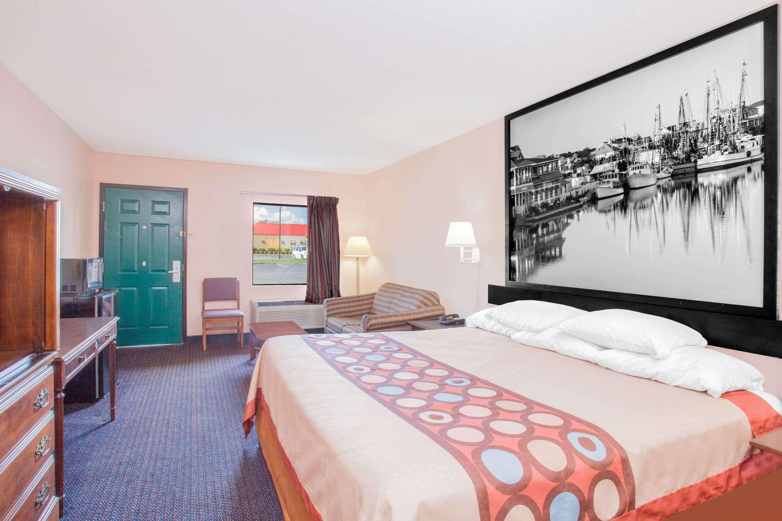 Super 8 By Wyndham Columbia Motell Exteriör bild